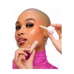 Iluminador Bruna Tav 4,5ml Hello Kitty Glow Cake